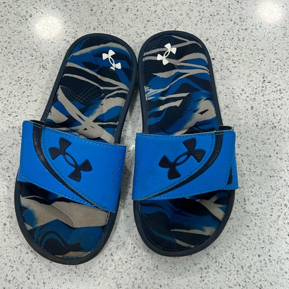 Under Armour Other - UNDERARMOUR Boys slides
